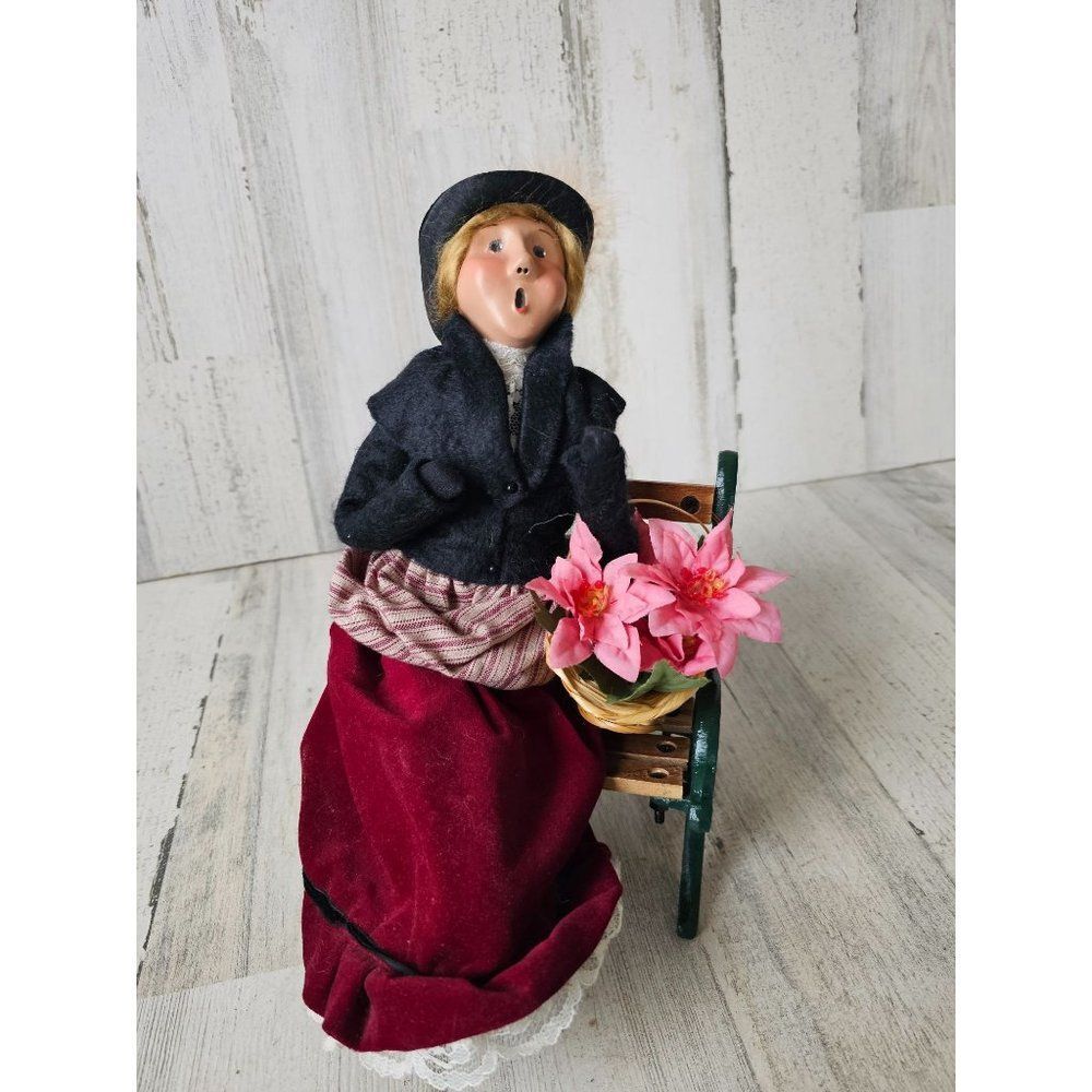 Byers choice Victorian lady basket poinsettia bench 2000 vintage‎ Xmas decor